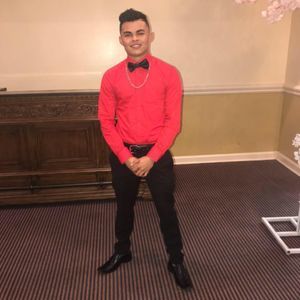 Meet your Posher, Valladares